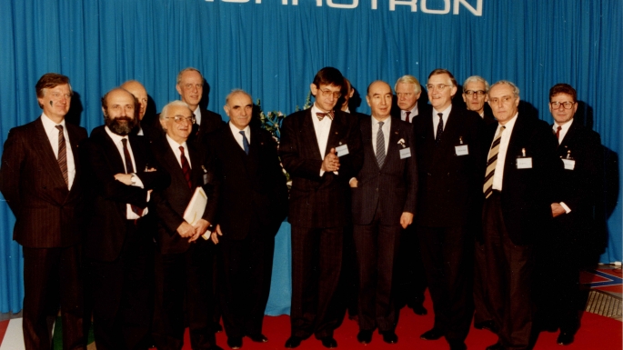 Hubert Curien avec Alain Barataud, initiateur du Téléthon en France (1992)